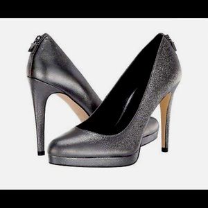 Michael Kors Antoinette Pump Sparkle Metallic
